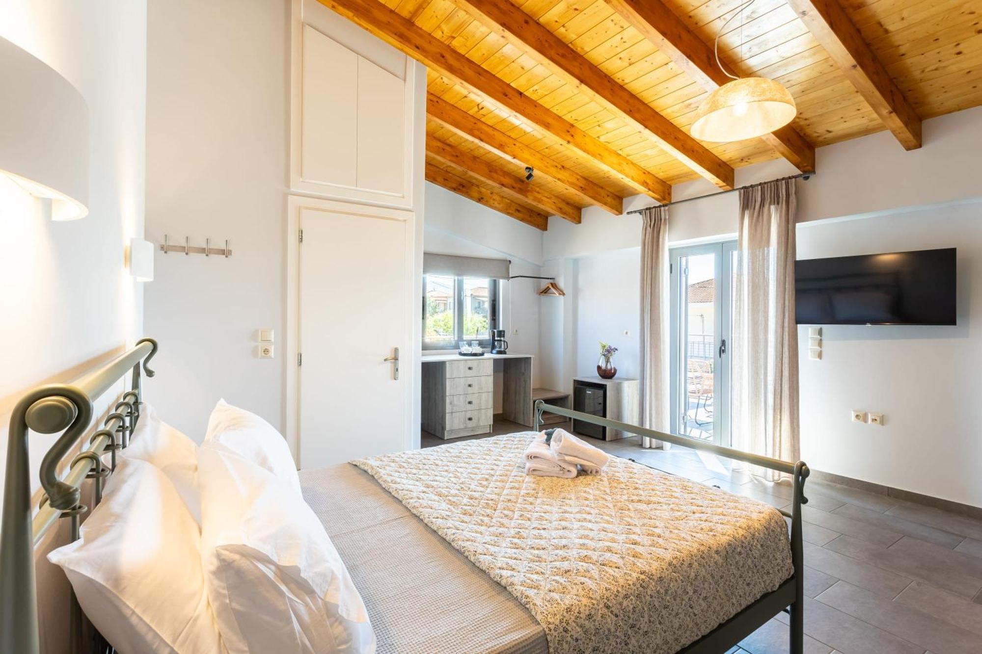 Petrino Serene Nests - Bright Getaways Каковатос Екстериор снимка